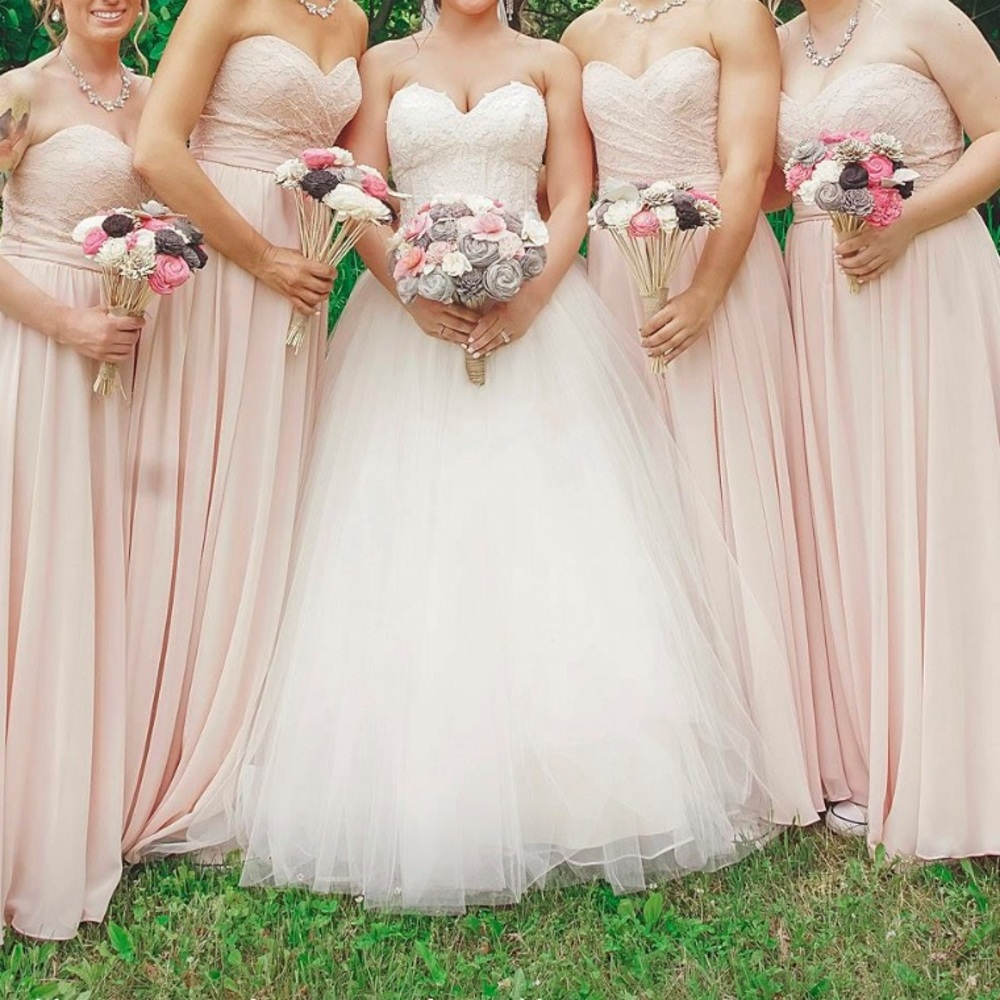 Blush dress strapless!